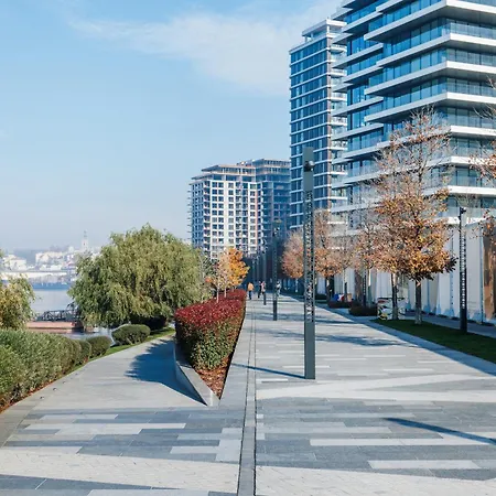 Wf Sky Charm With Terraces & Billiard דירה בלגרד
