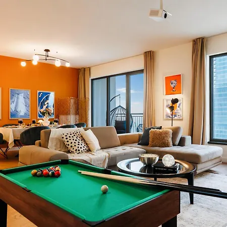 Wf Sky Charm With Terraces & Billiard *