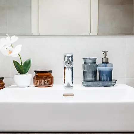 Wf Sky Charm With Terraces & Billiard