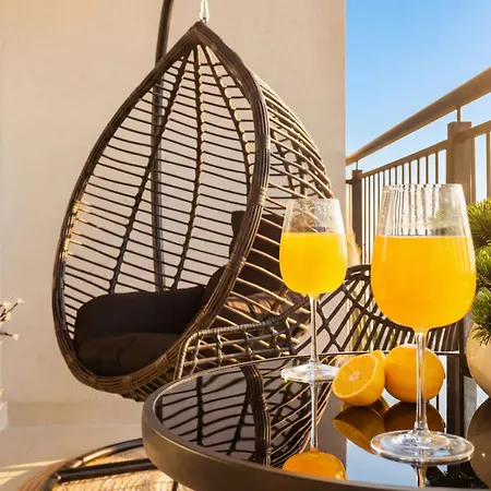 Wf Sky Charm With Terraces & Billiard アパート ベオグラード