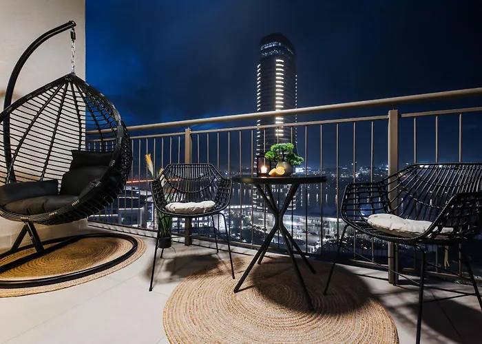 Lägenhet Wf Sky Charm With Terraces & Billiard *