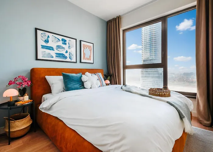 Wf Sky Charm With Terraces & Billiard דירה *